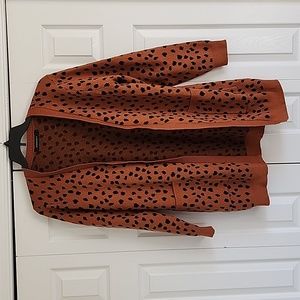 Leopard sweater sz L
